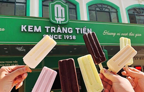 Kem Tràng Tiền Hà Nội – hương vị tuổi thơ với que kem mát lạnh, đặc trưng Thủ đô bao thế hệ