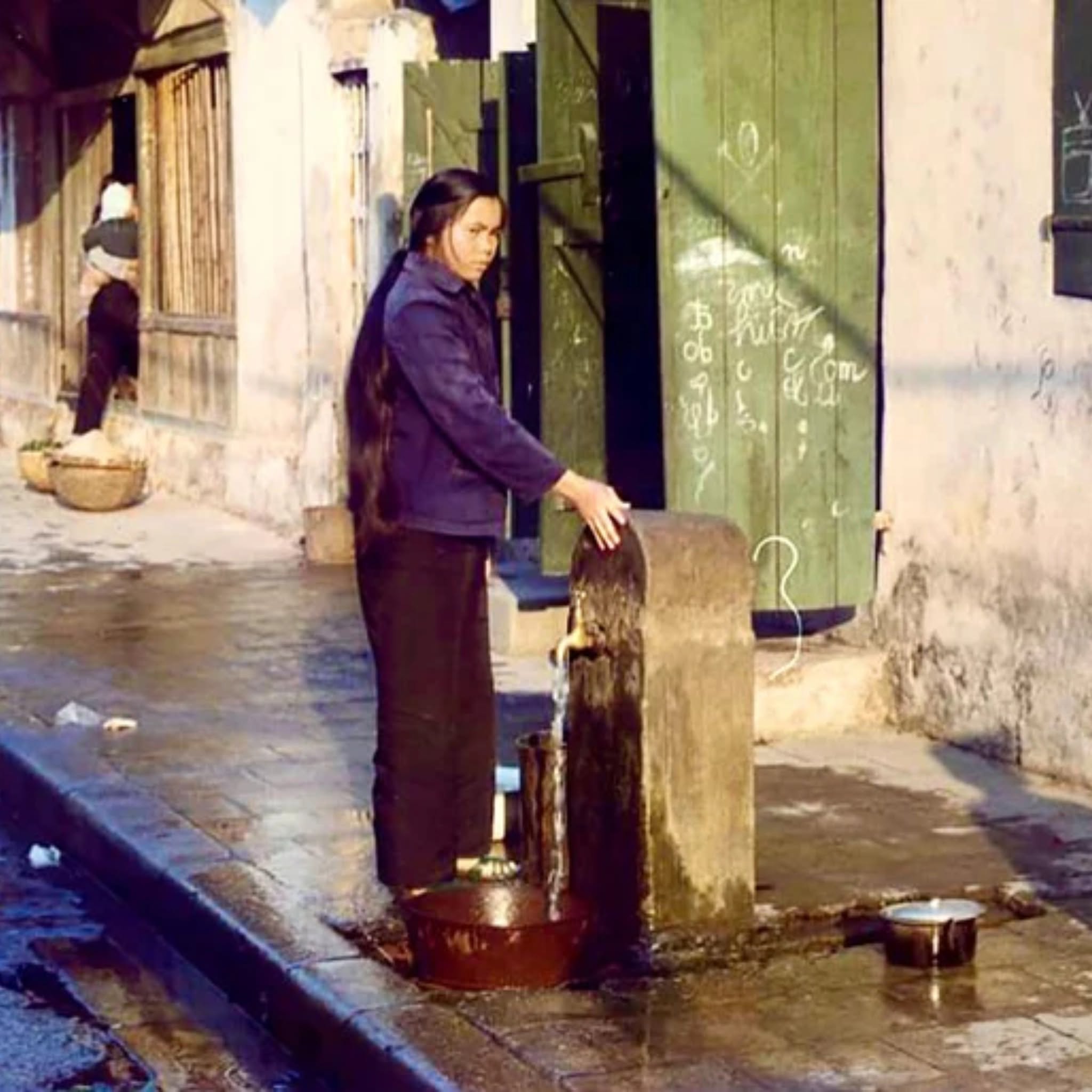 chuyen-khu-tap-the-va-nep-song-kieu-mau-mot-thoi (3).jpg