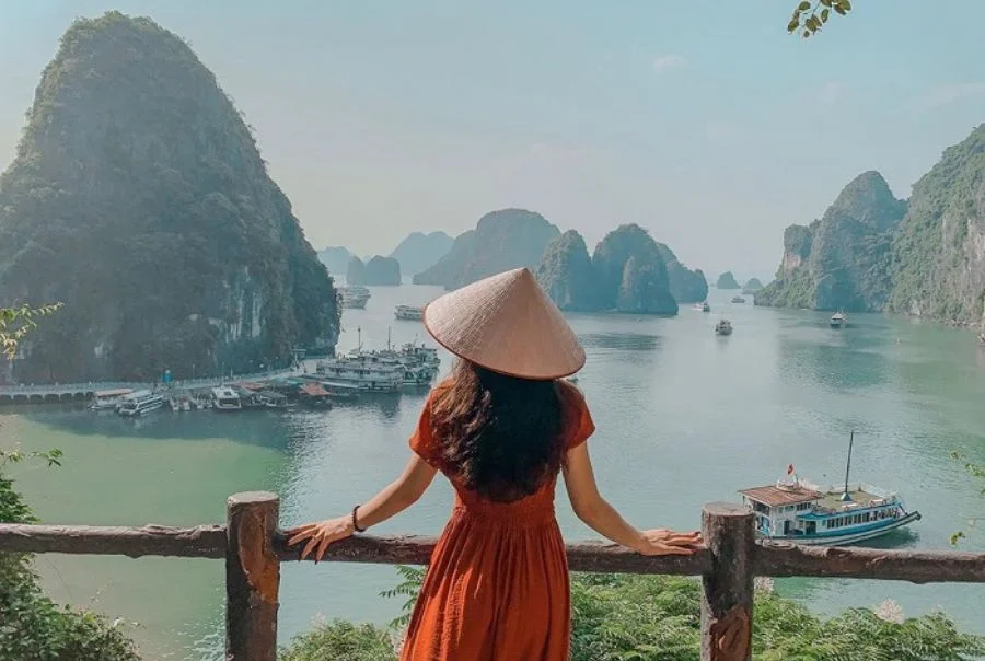 du-lich-ha-long (5).webp