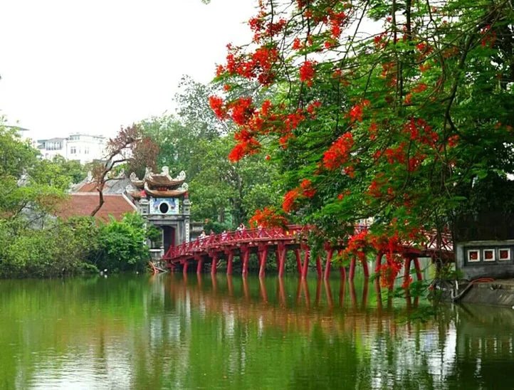 du-lich-han-noi-mua-nao-dep-nhat (5).webp