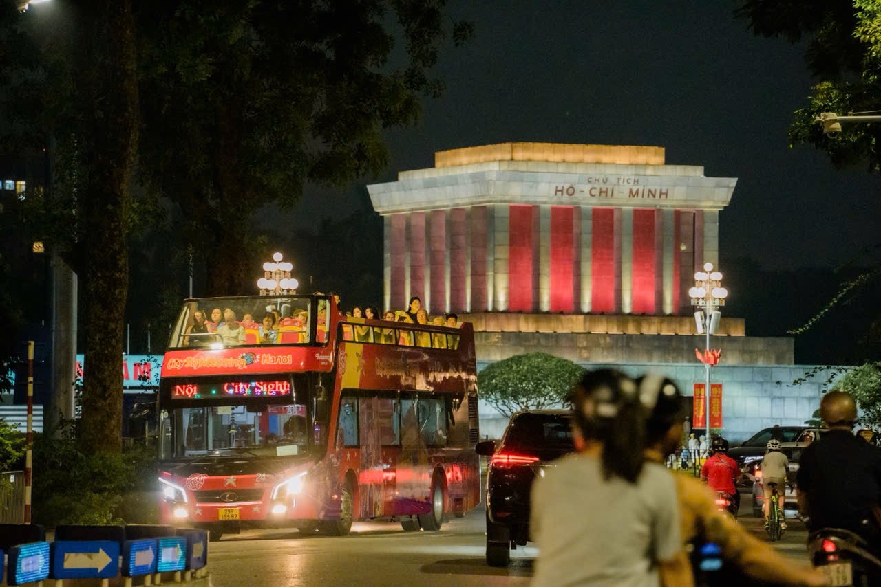 kinh-nghiem-di-xe-bus-2-tang-ha-noi (4).JPG