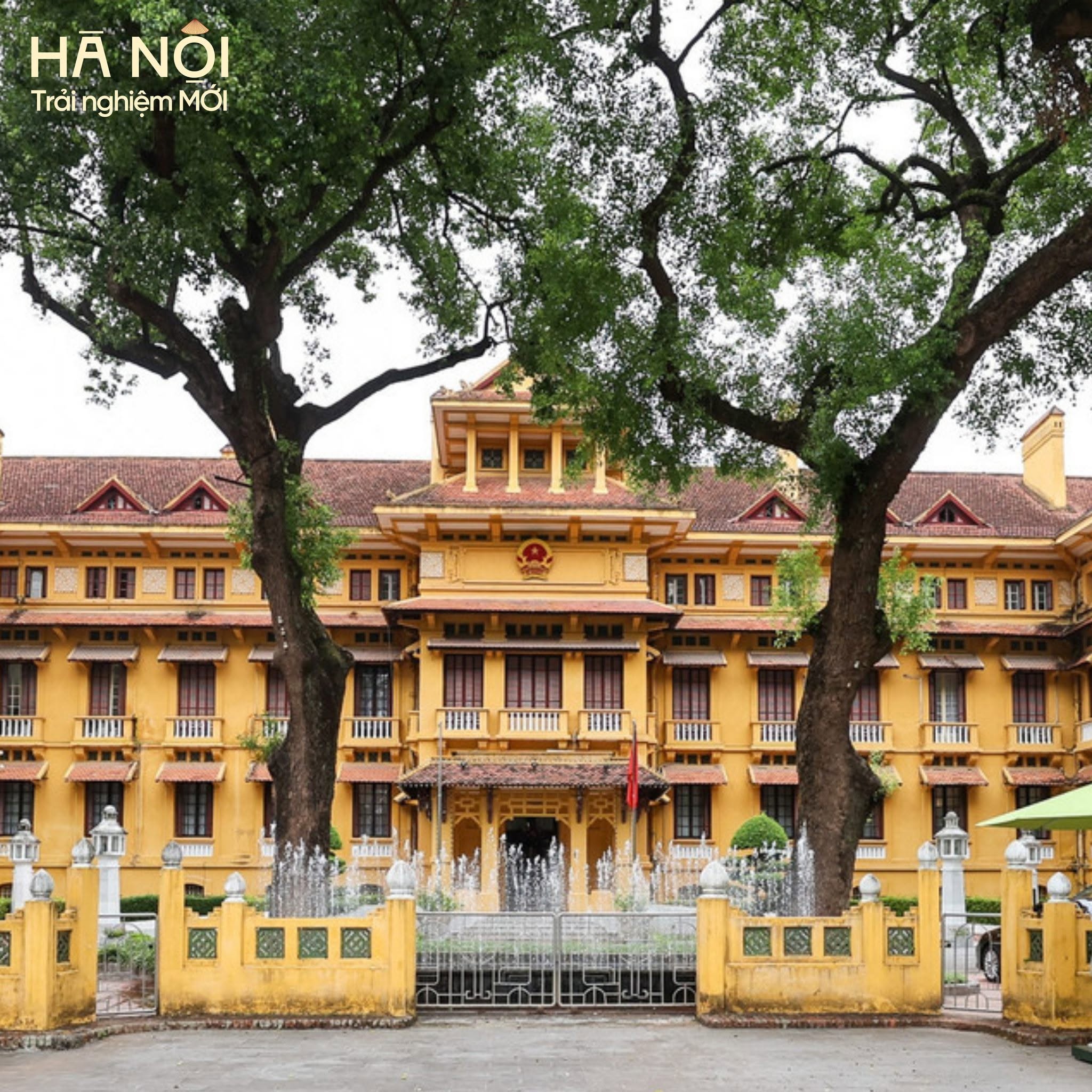 sac-vang-ha-noi-giai-ma-bi-an-sau-nhung-buc-tuong-phap-co (1).jpg