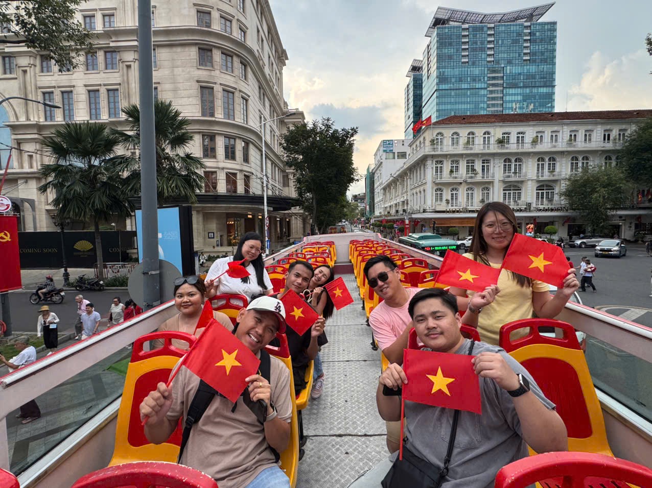 ve-xe-bus-02-tang-sai-gon (3).JPG