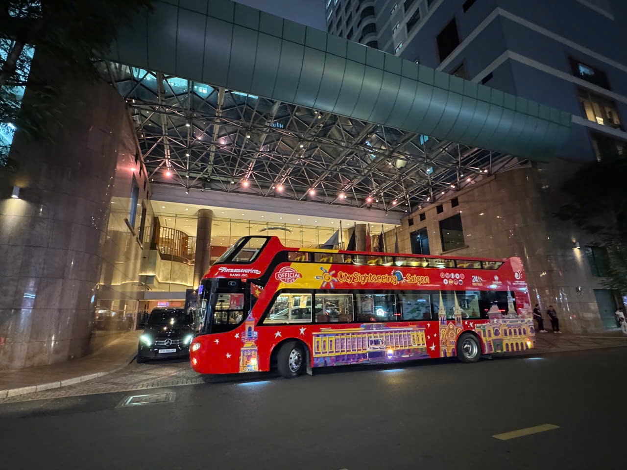 ve-xe-bus-02-tang-sai-gon (5).JPG