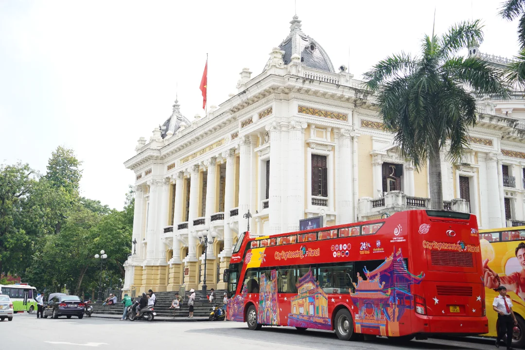 xe-buyt-2-tang-ha-noi (5).webp